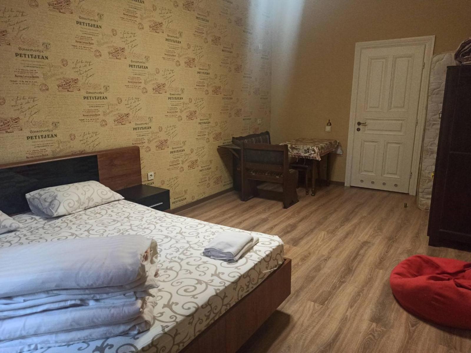 Hostel Q ,15 Хв До Жд Вокзалу Львов Экстерьер фото